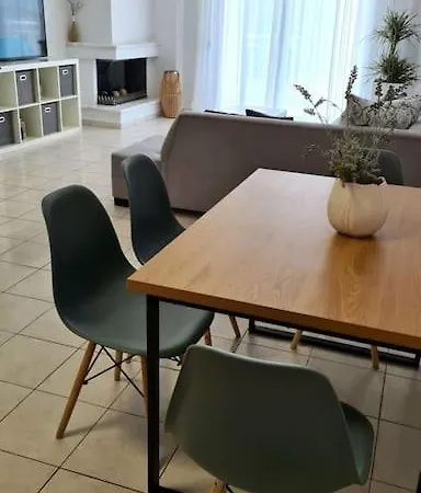 Ivanna Apartman Néa Mudaniá
